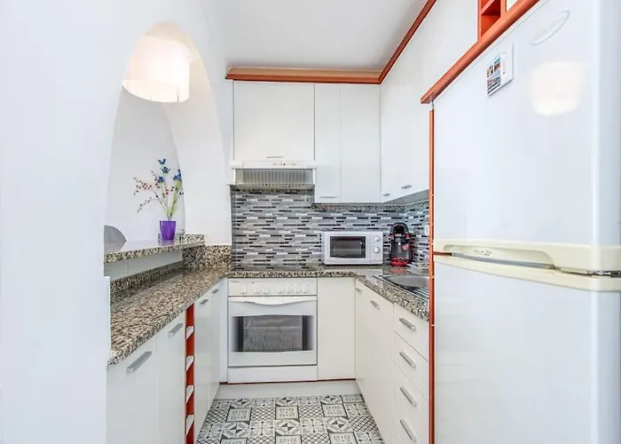 Silv12-frontline Sea Views Appartement *